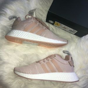 adidas Originals NMD_R2 W Ash Pearl Running Shoes NWT adidas Originals NMD_R2 W Ash Pearl Running Shoes NWT